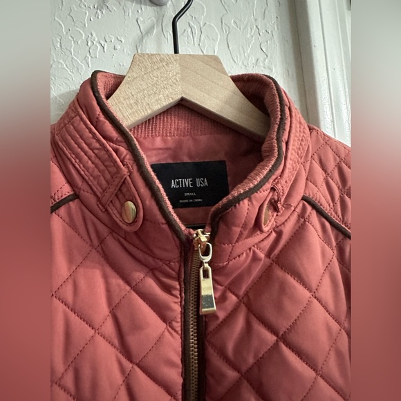 ACTIVE USA Dusty Rose Puffer Vest Size Small - Picture 7 of 8